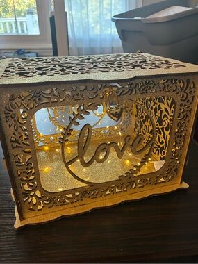 Gold Glitter Decorative 'Love' Lantern Card Box